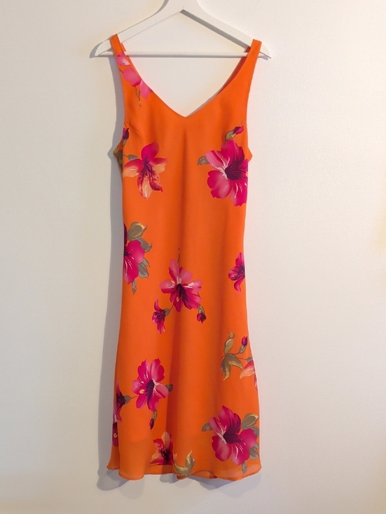 Jessica Dresses & Skirts - VINTAGE JESSICA midi slip dress with pink floral print